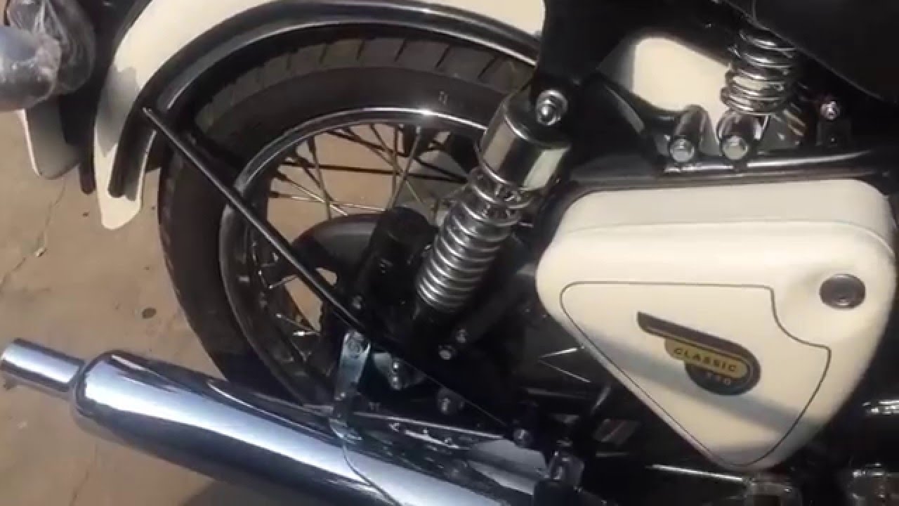 Classic 350 ash white walk around