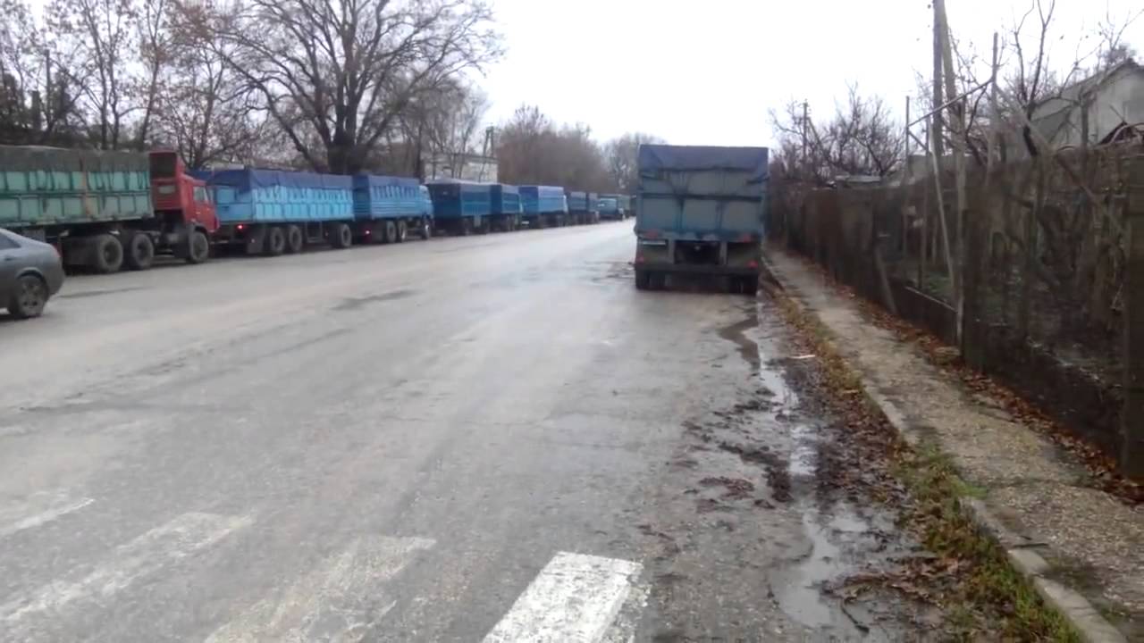 Россия вывозит зерно из Крыма!
