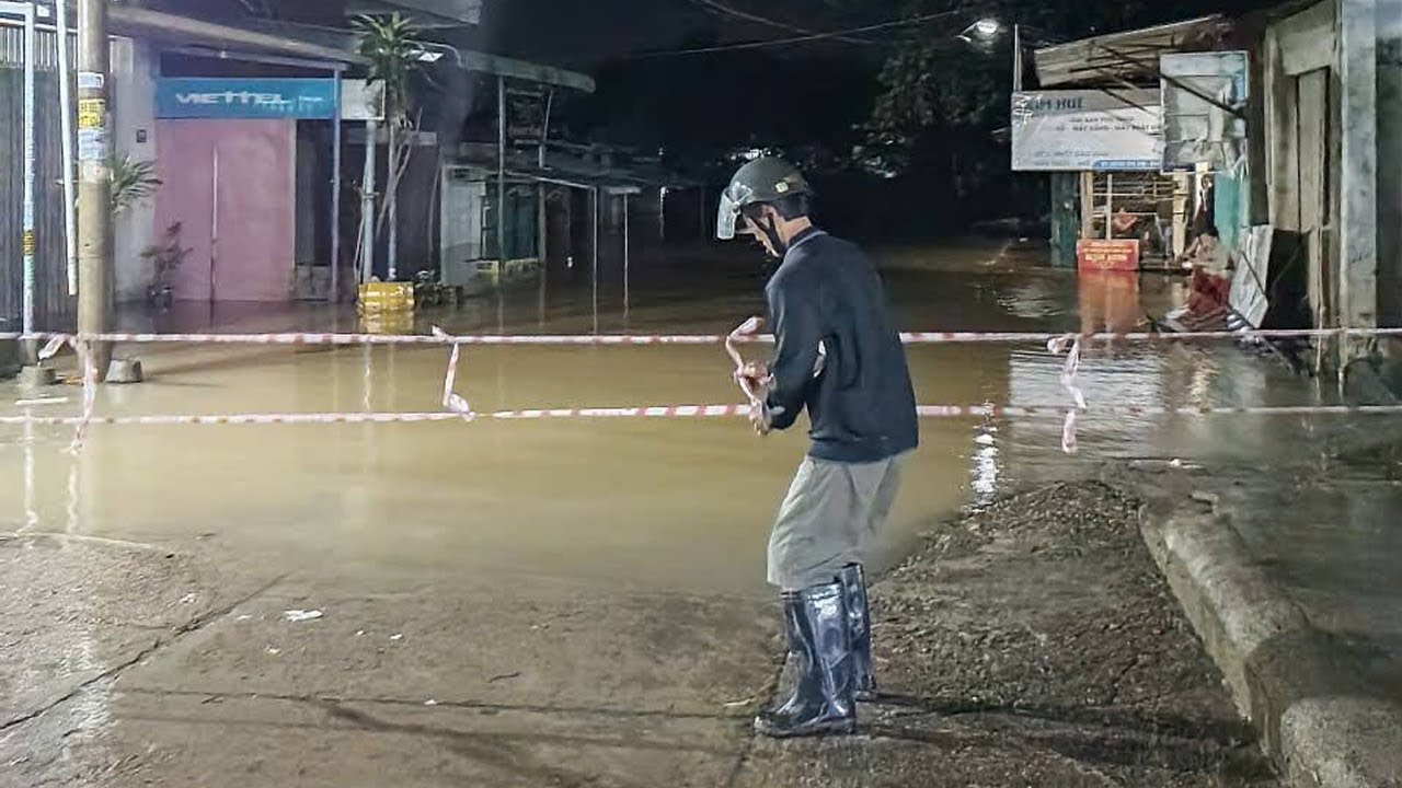 Cập Nhật Tình Hình Nước Lũ Tại Đại Lộc, Quảng Nam (cũ), Nước đang lớn nhanh tối ngày 16/11/2025