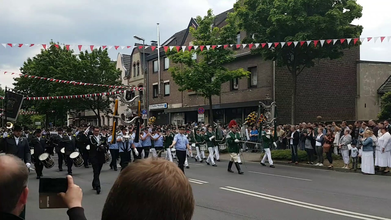 Schützenfest Neuss-Furth 2017 Parade Laridah
