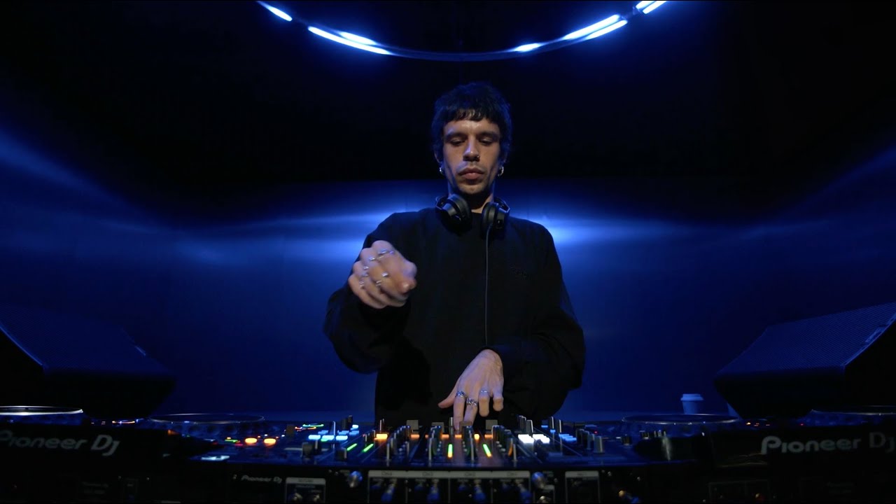 DJ Saliva – Center Booth ◎ S2E01