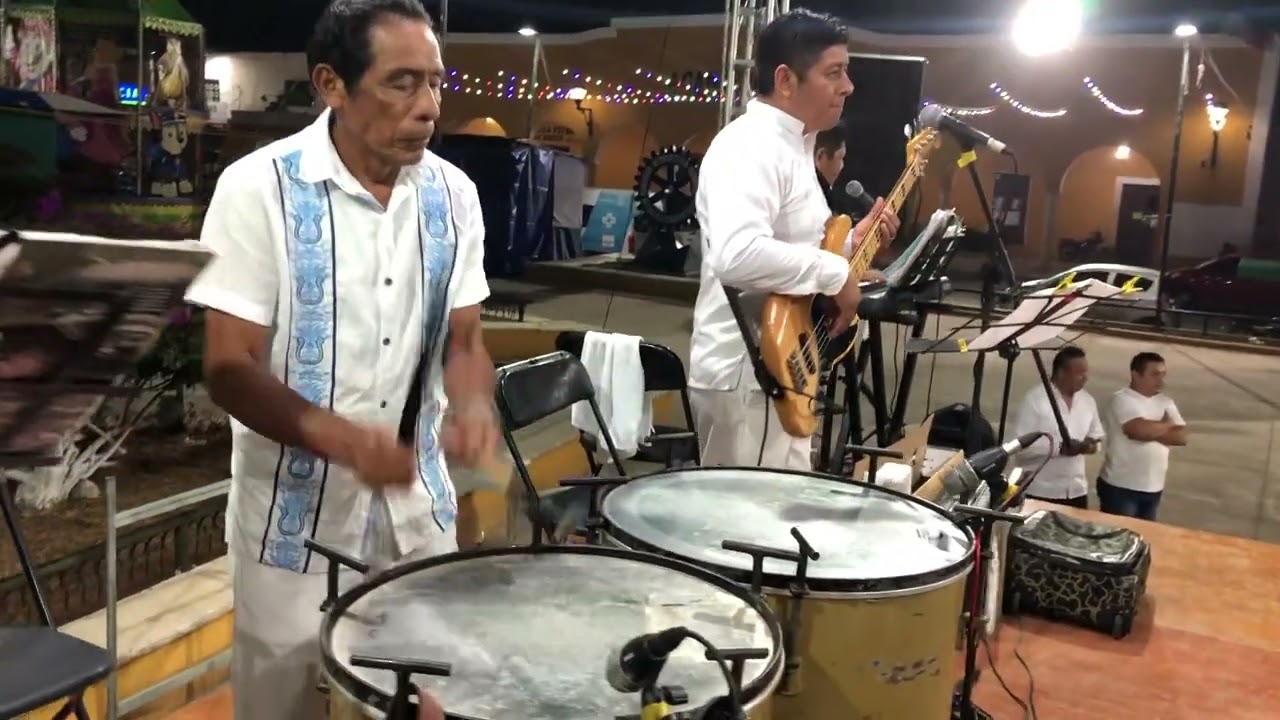 Orquesta Jaranera “Gameba” Jarana: Timbalero  (D.R.)