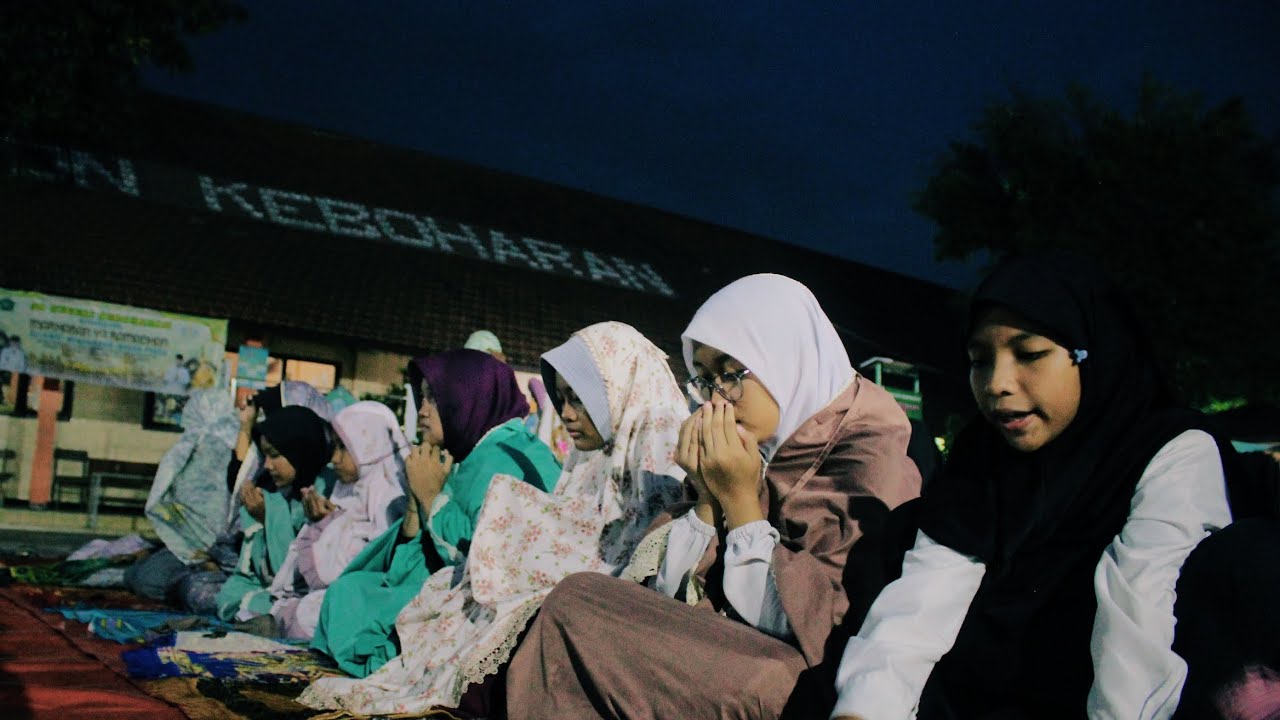 Bagi takjil & Buka Bersama