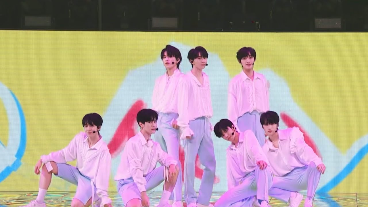 【TNT时代少年团2021火力全开演唱会】《傻瓜》新歌舞台首秀