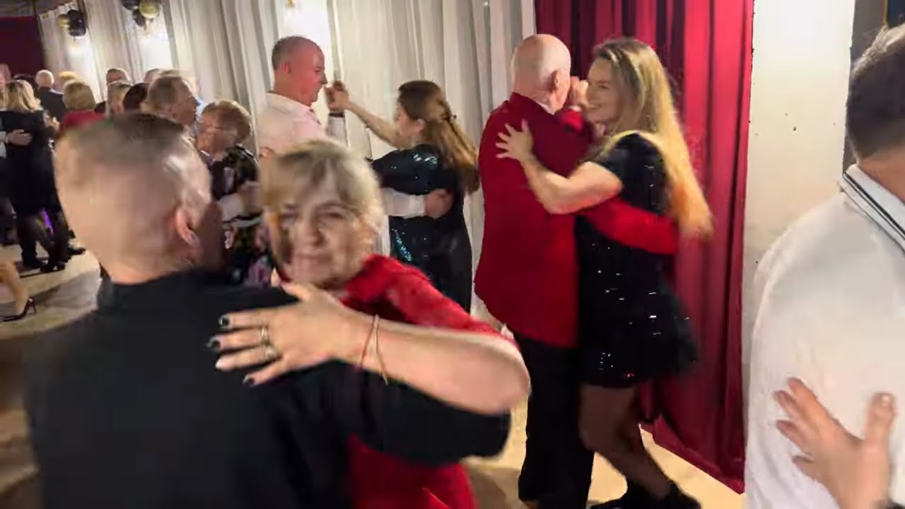 ,,Siwy Koń”Kapela Krzysztofa Wieruszewskiego wspaniale przygrywa świetnym tancerzom na potańcówce 