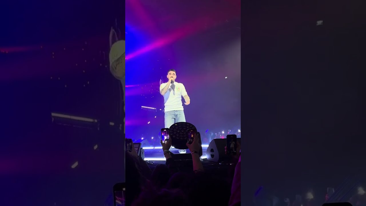 Ati242 - Sahneye Çıkış + Intro (Volkswagen Arena Konser Kaydı 13.04.2025)