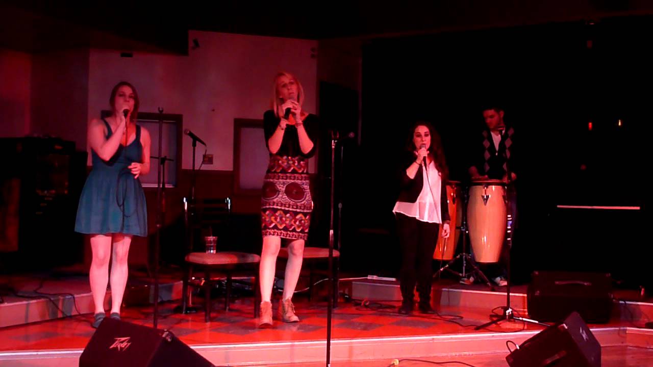 Call Your Girlfriend-Maggie Robertson, Caroline King, Sari Weinerman feat. Zach Turner (Robyn Cover)