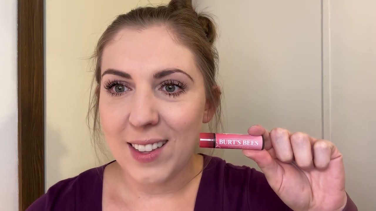 Honest Review of the Burt's Bees Tinted Lip Balm in Rose