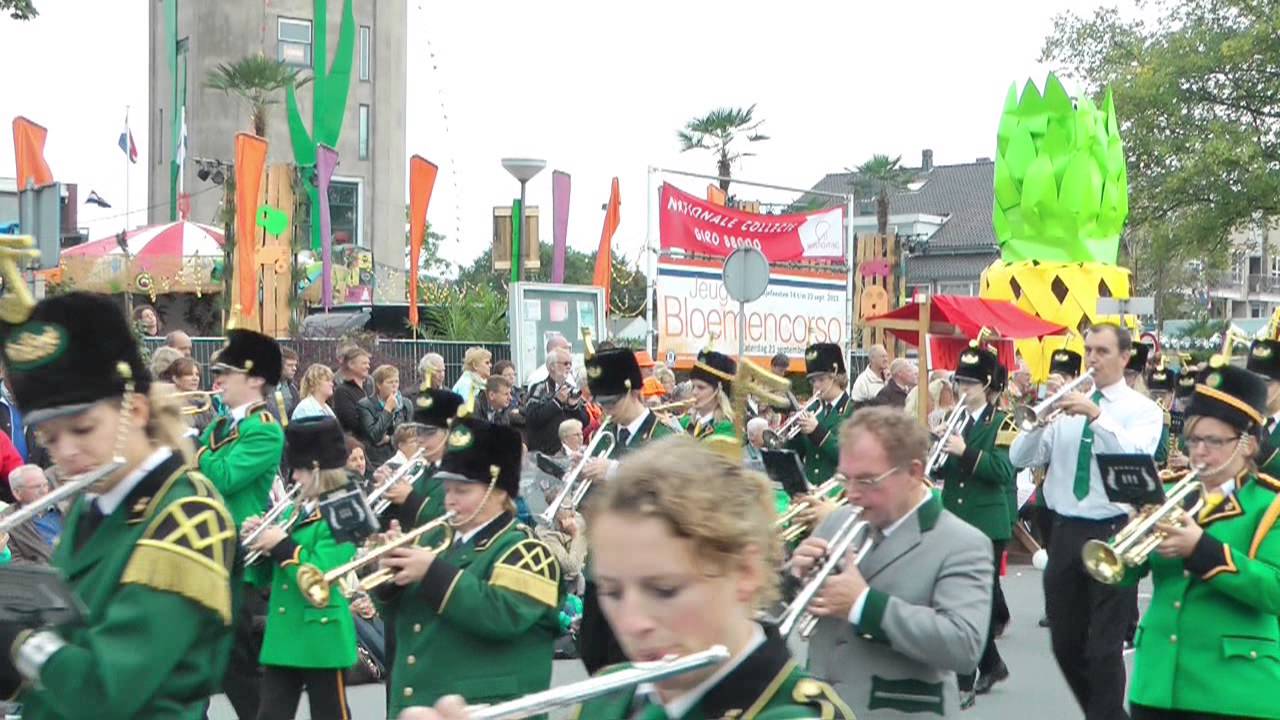 De 125 van LvH bij de Noordhoek in Roelofarendsveen