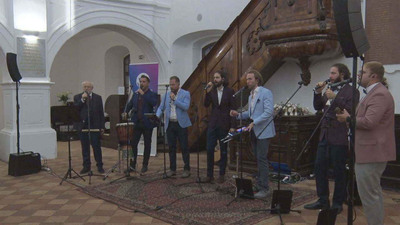 Szent Efrém Férfikar koncertje az Ótemplomban