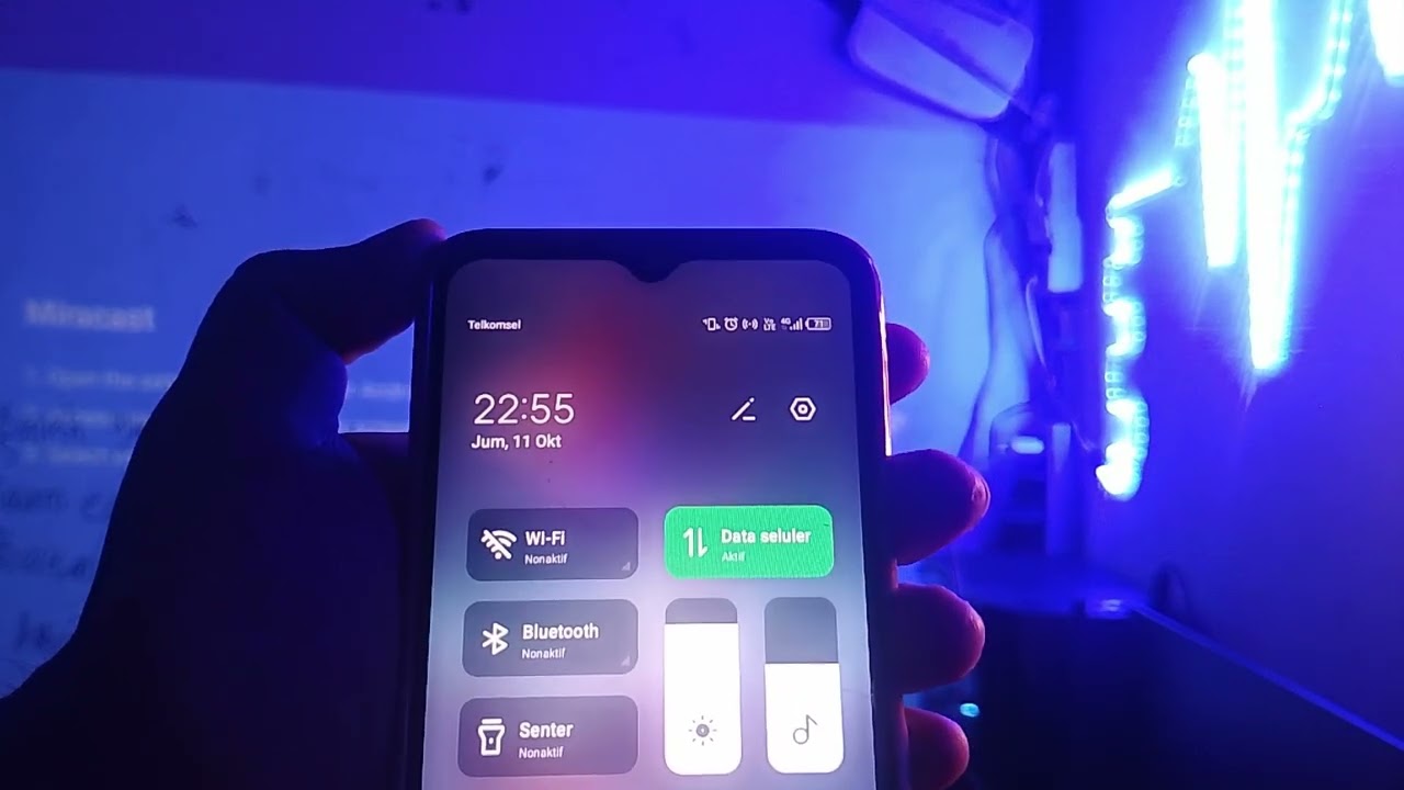 FITUR - FITUR SMART PROYEKTOR SMOON 300