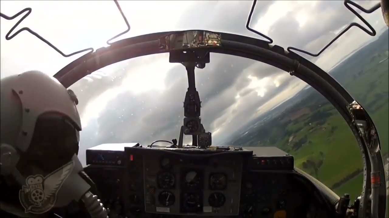 Rob Bailey   Hungry // DMKS prod //  [HD] Jet Cockpit-view Compilation 1