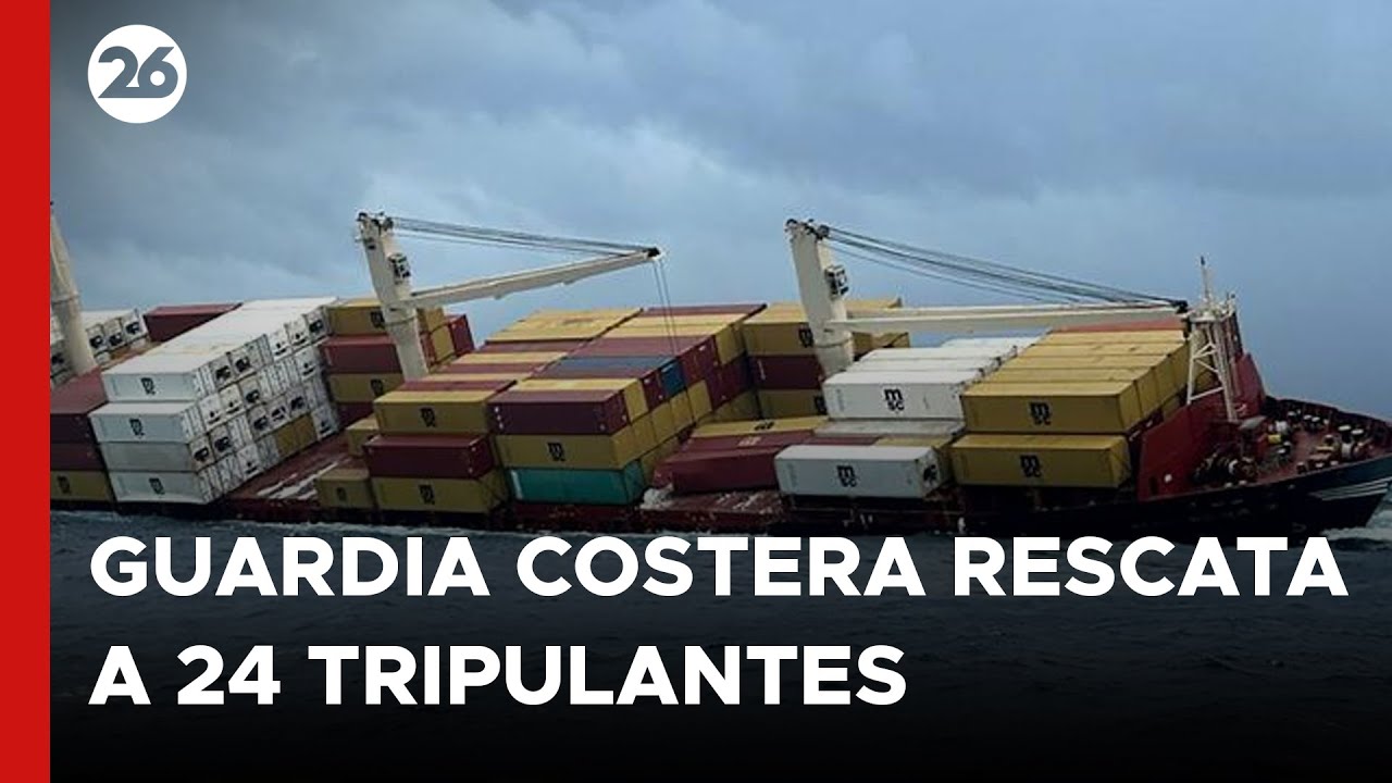 INDIA | GUARDIA COSTERA rescata A 24 TRIPULANTES de un BUQUE LIBERIANO HUNDIDO