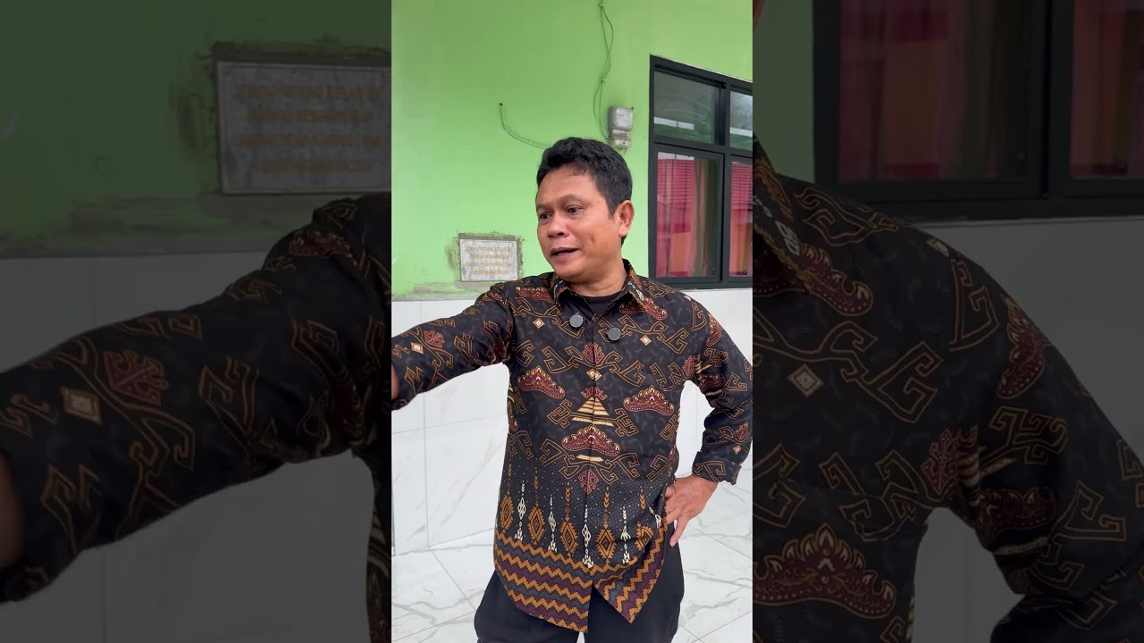 Di sekolah kalian ada guru galak juga ga, coba komen nama guru nya 👇#short #lucu #comedy