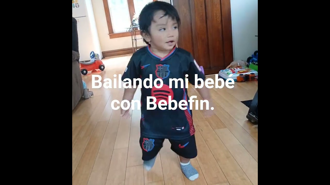 Bailando con Bebefin.
