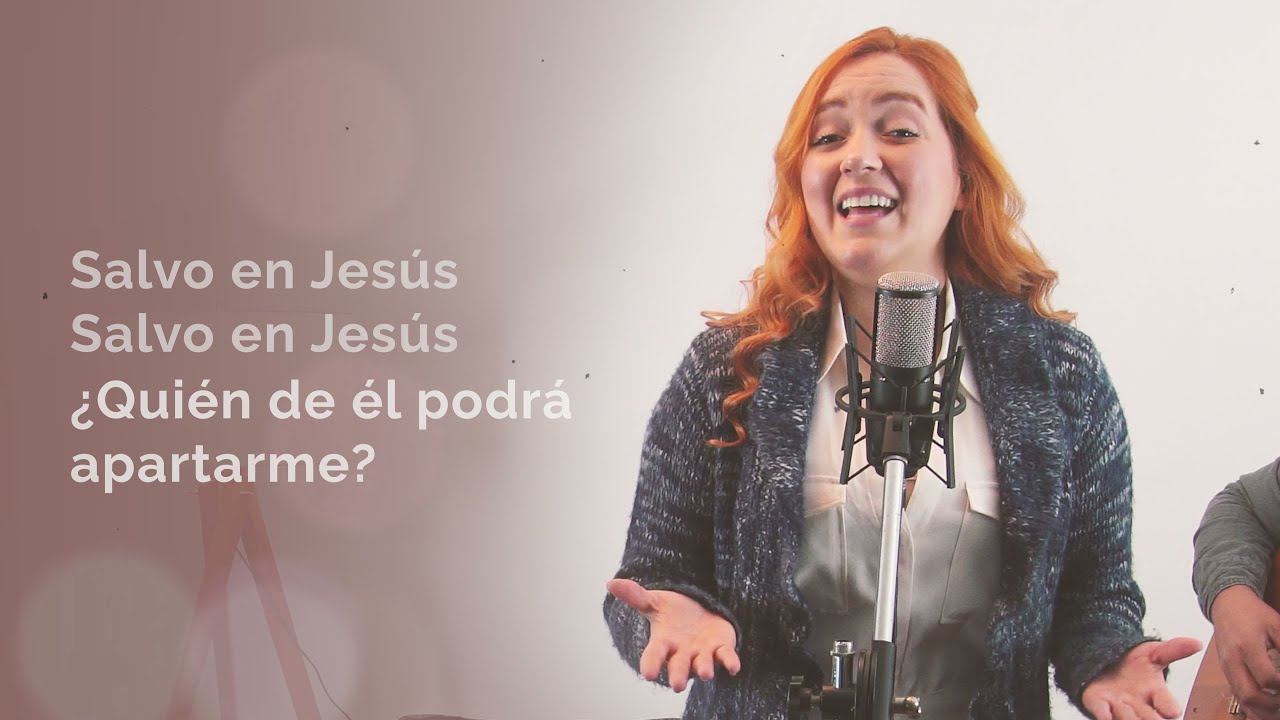 Bajo sus alas - Silvia Patricia | HIMNO 411 | Video con letra | Lyrics