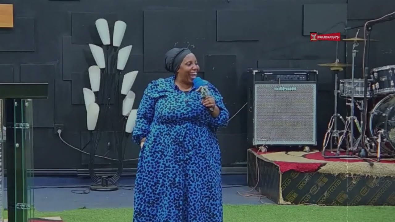 UKO NAKUNDANYE MUNYAMURENGE IWABO BAKANYANGA KUBOMBOKA NUKWISHYINGIRA😅 MBEGA UBUHAMYA BUTANGAJE