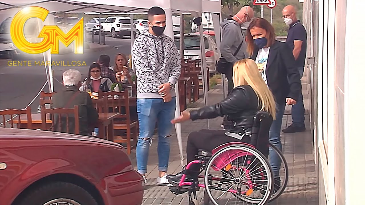 ''¡Quita el coche o llamo a la policía!'' - Gente Maravillosa Canarias Cámara Oculta Sin Barreras