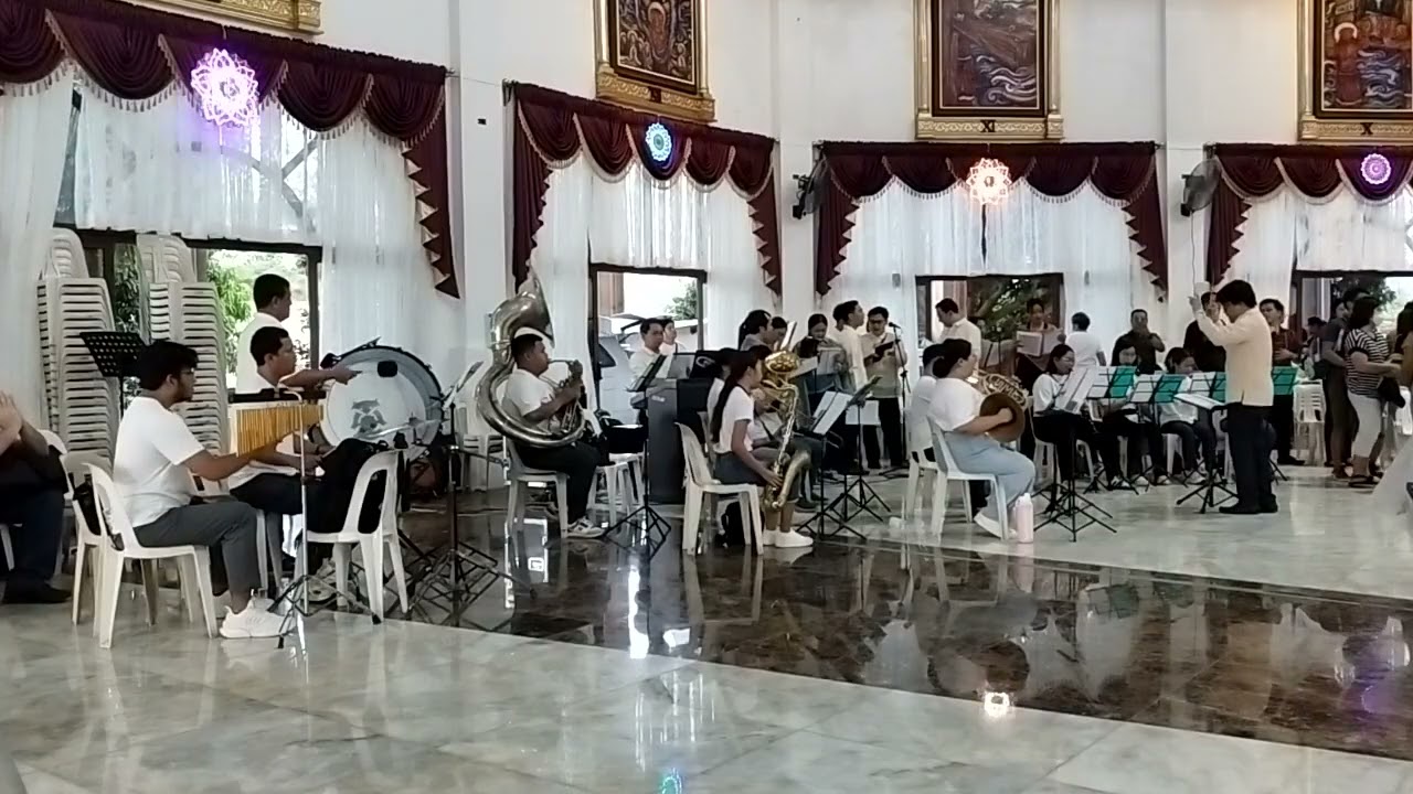 Ang Puso Ko'y Nag Pupuri