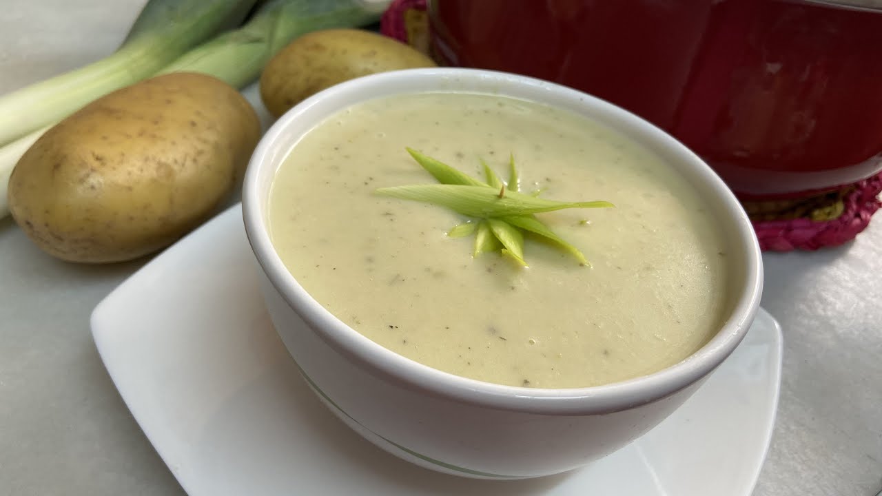 شوربة البطاطس و البورو لذة مثل المطاعم سهلة و سريعة 👌🏻