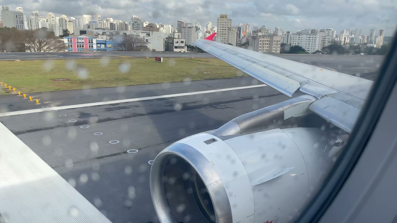 LATAM PREMIUM ECONOMY / A319-132 / São Paulo (CGH) - Vitória (VIX)