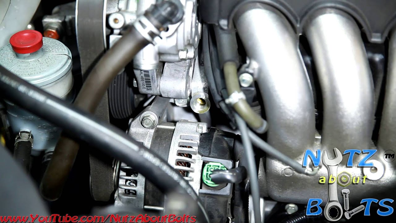 Снятие и установка клапана PCV Honda Accord 2003-2007