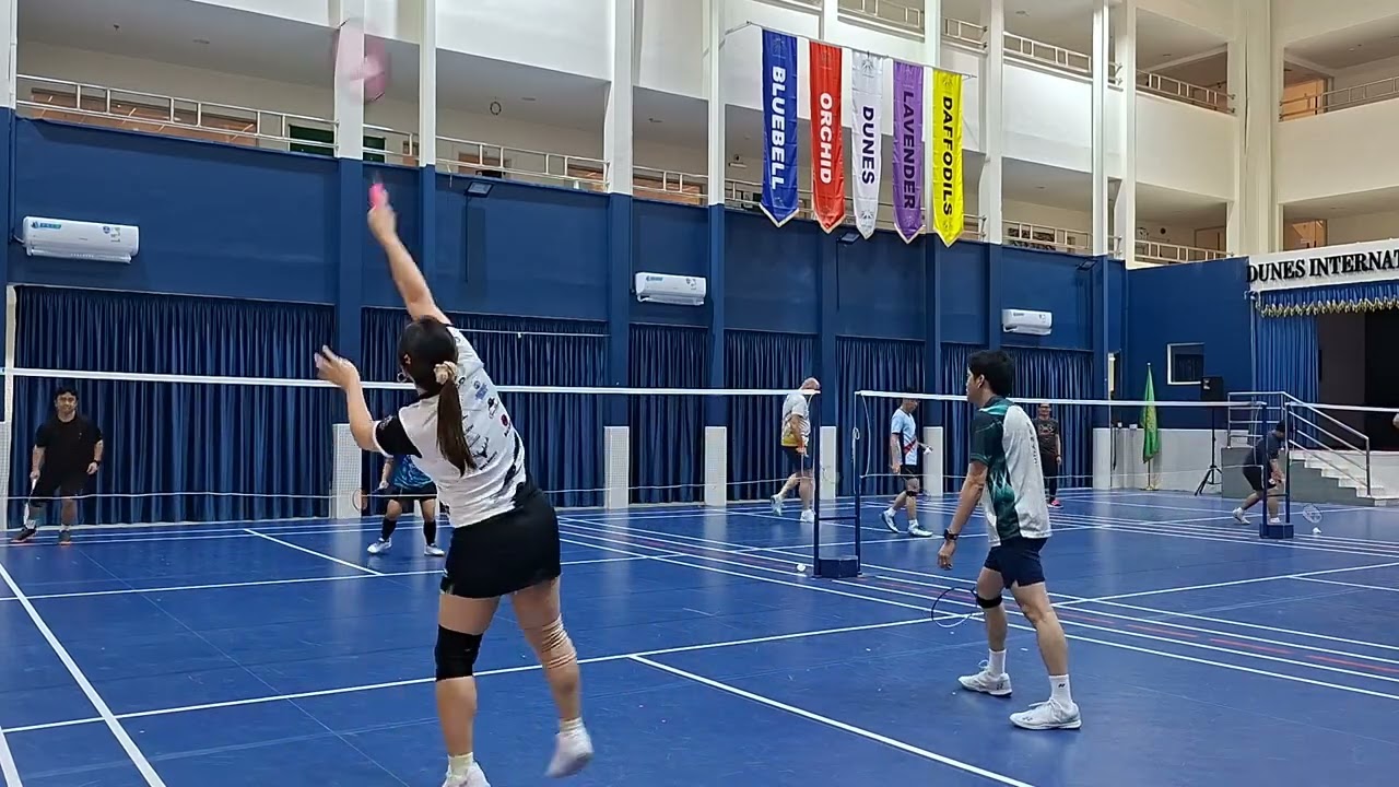 Masters Riyadh Badminton Queing: Ver/Francis vs. Tel/P2