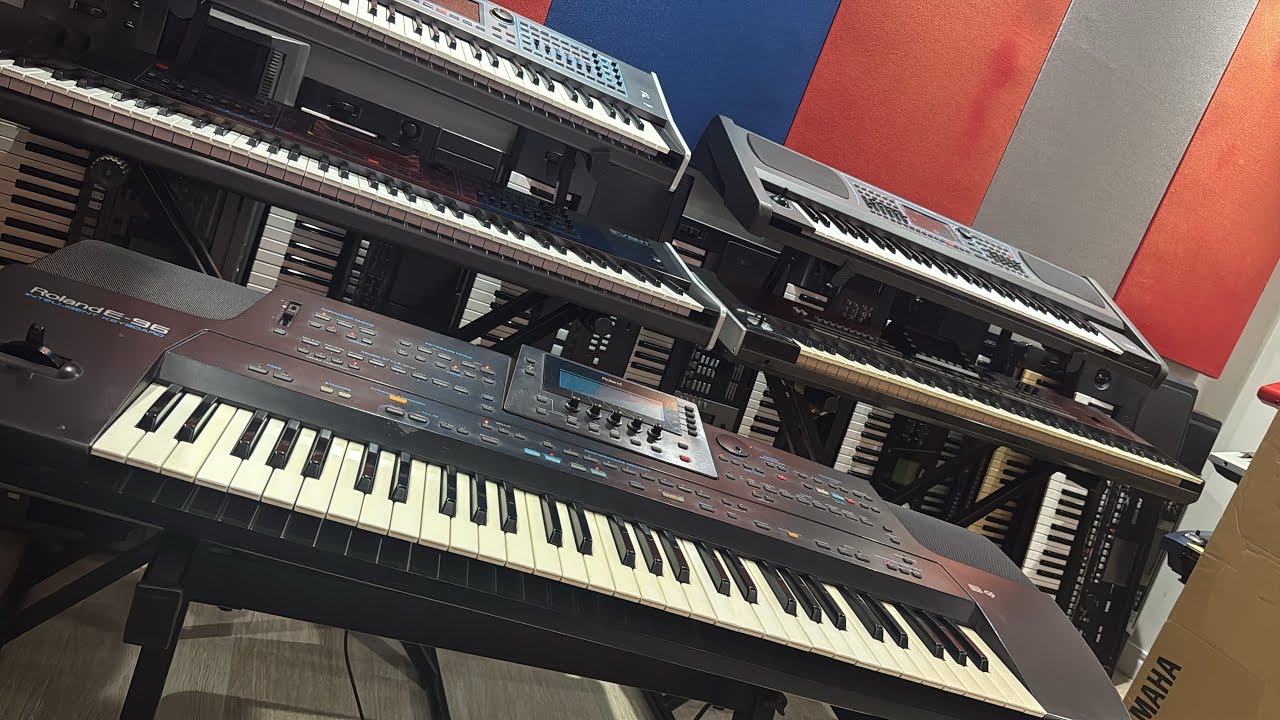 Roland E96 “Momento Retrô”  By Thyago Rybeiro