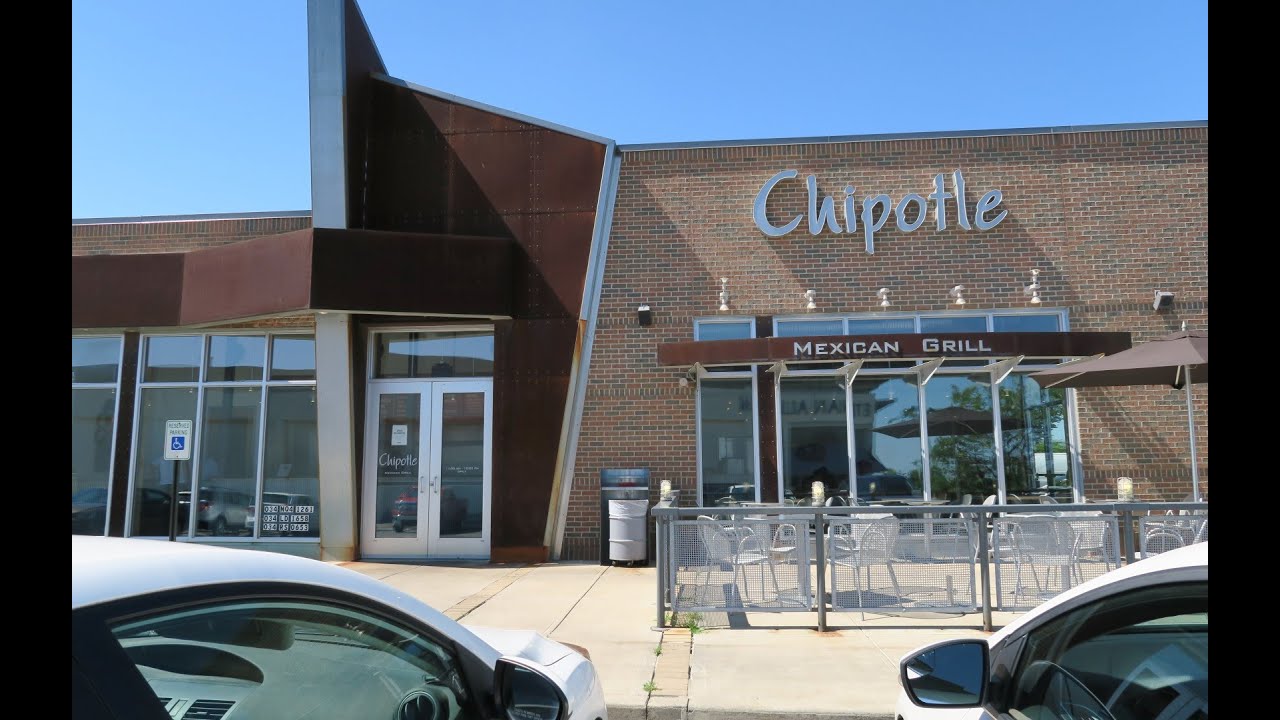 Lunch at Chipotle Mexican Grill – Plaudit Place Lexington Kentucky