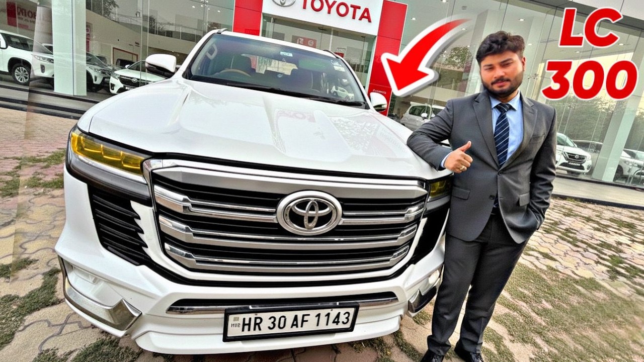 पहली बार - Driving TOYOTA LAND CRUISER 300 in India 🇮🇳 *Only 1 in India* 😉