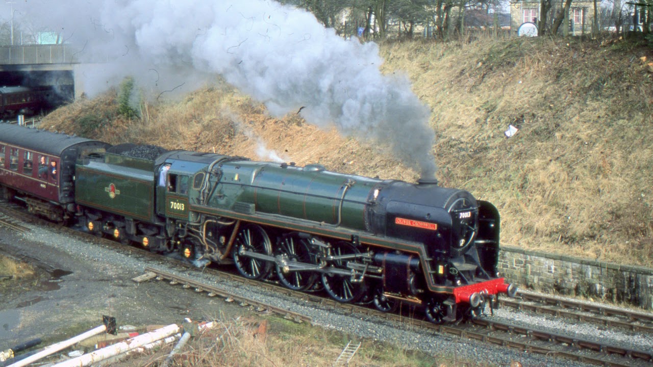 BR Standard Class 7 70013 Oliver Cromwell Preserved Steam Locomotive - Slideshow of Photographs