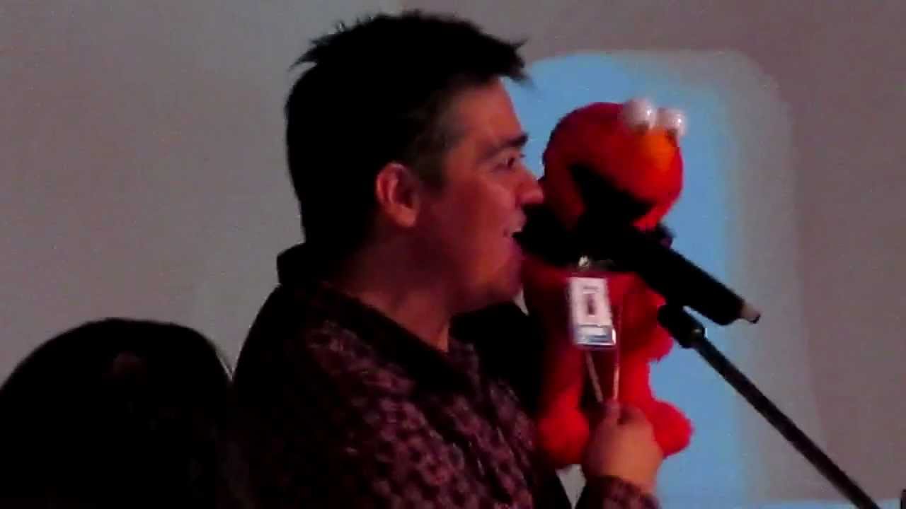 Eduardo Garza la voz ELMO y tambien Krilin de Dragon ball Z - HD