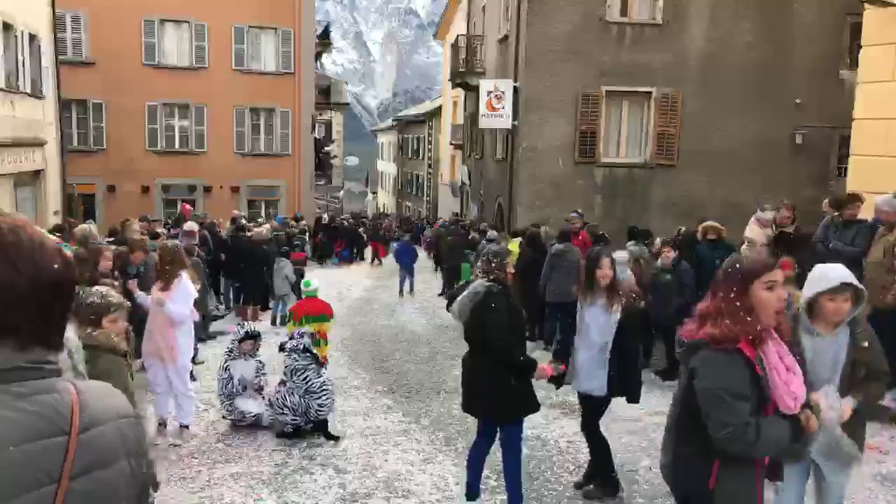 Fasnacht 2018: Grosser Umzug Leuk