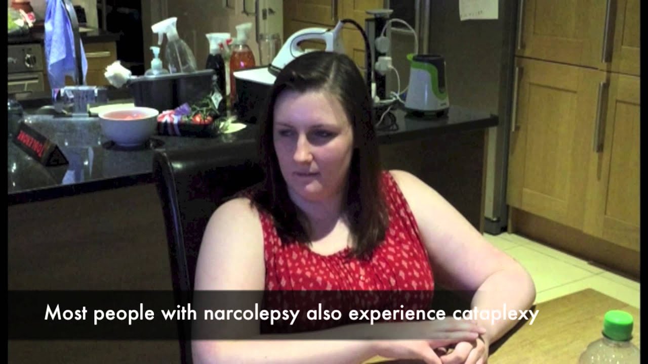 Narcolepsy sufferer shares moment she has cataplexy fit
