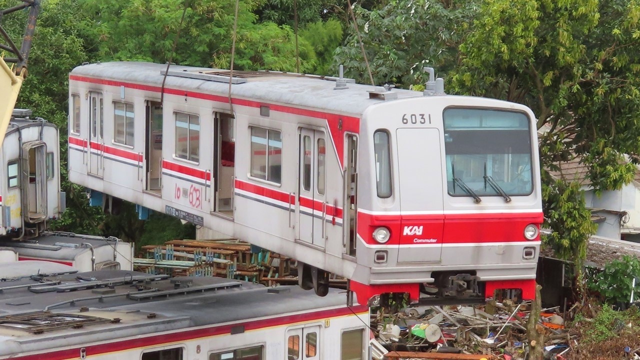 TERIMAKASIH TM 6031 & JR 203-109 😭🥀 !! PROSES UNSPOOR RUCAT KERETA KRL ex Jepang di Depo KRL Depok