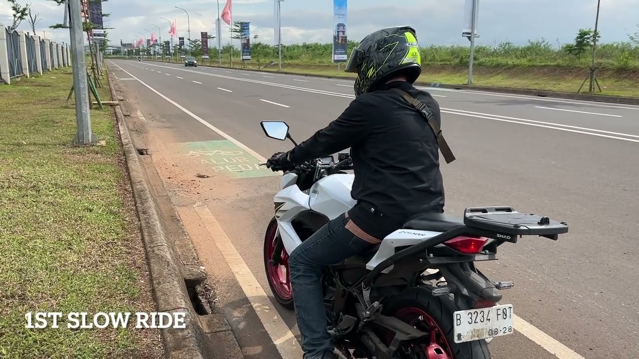 Kawasaki Z250 FI  sound flyby test