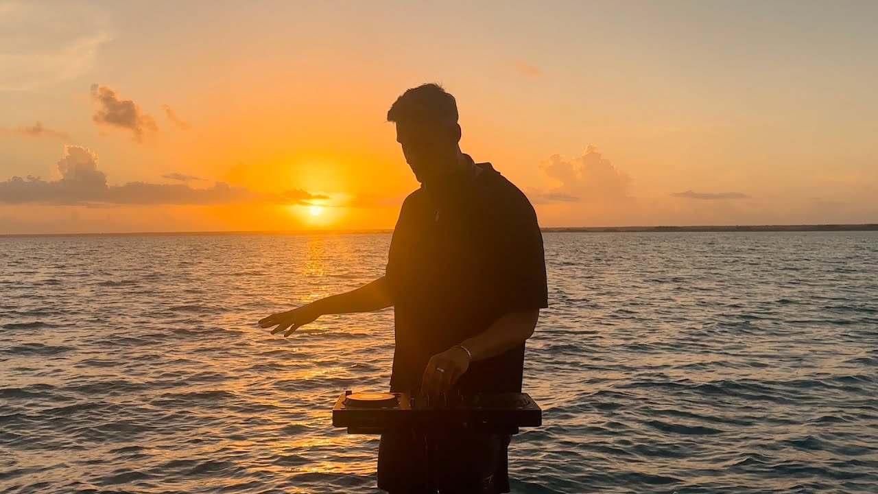 Melodic House Sunrise Mix 2026 (Yotto, Marsh, Romain Garcia) - DJ Set from Bacalar Lagoon, México