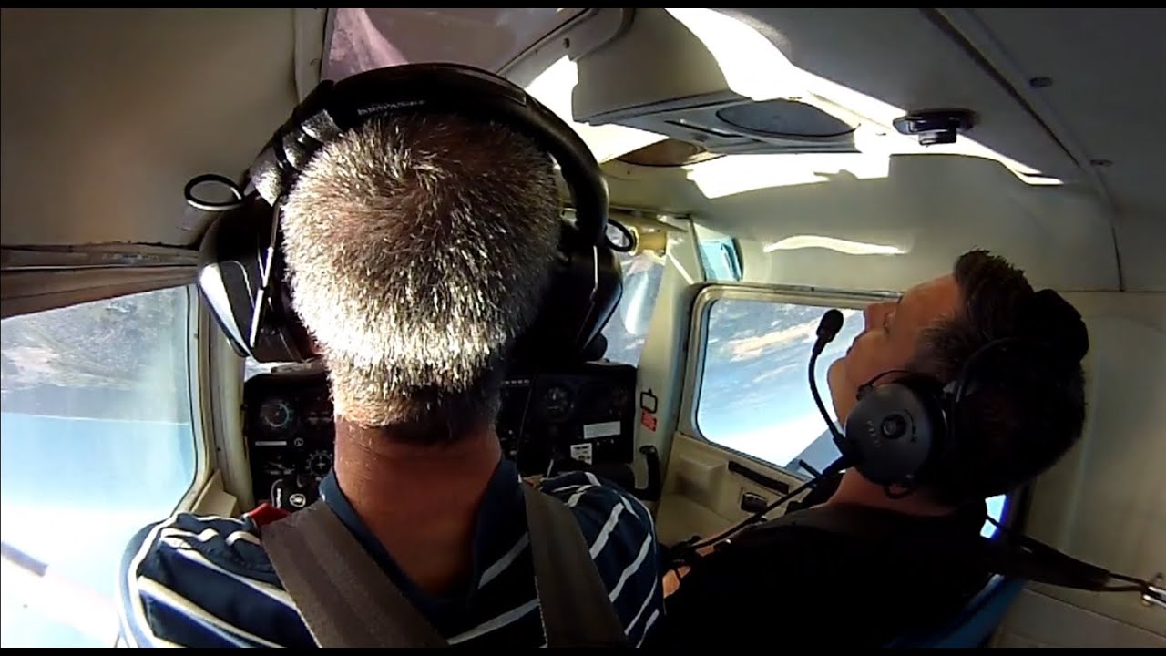 Taking a friend on an aerobatics flight in the Cessna 152 Aerobat on 12 October 2025