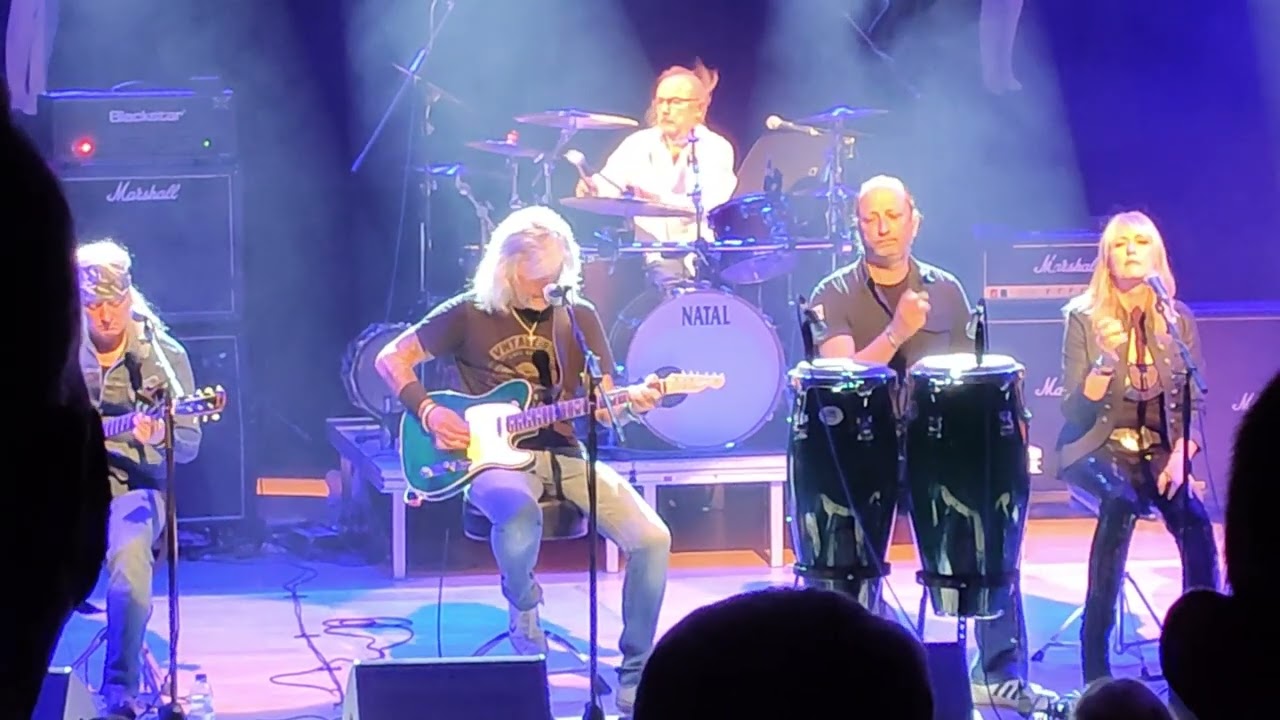 John Coghlan's Quo, A Year, 8th July 2022, The Stables, Milton Keynes