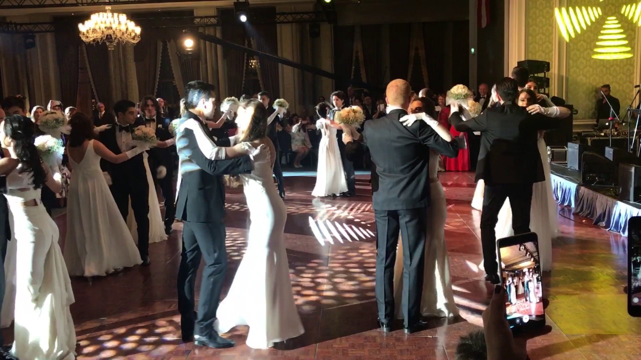 Sankt Georg Avusturya Lisesi Balosu 2017