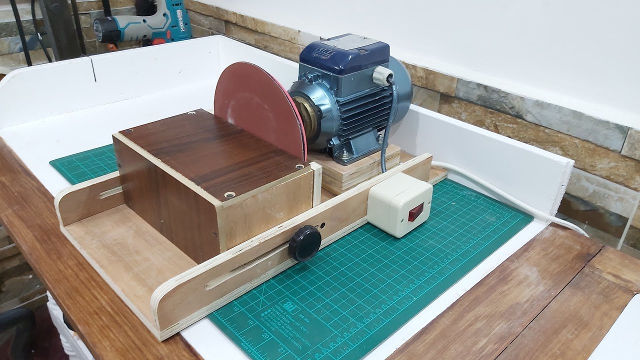 Disc Sander from an Old Water Pump Motor | تحويل محرك مضخة مياه قديم الي قرص صنفرة