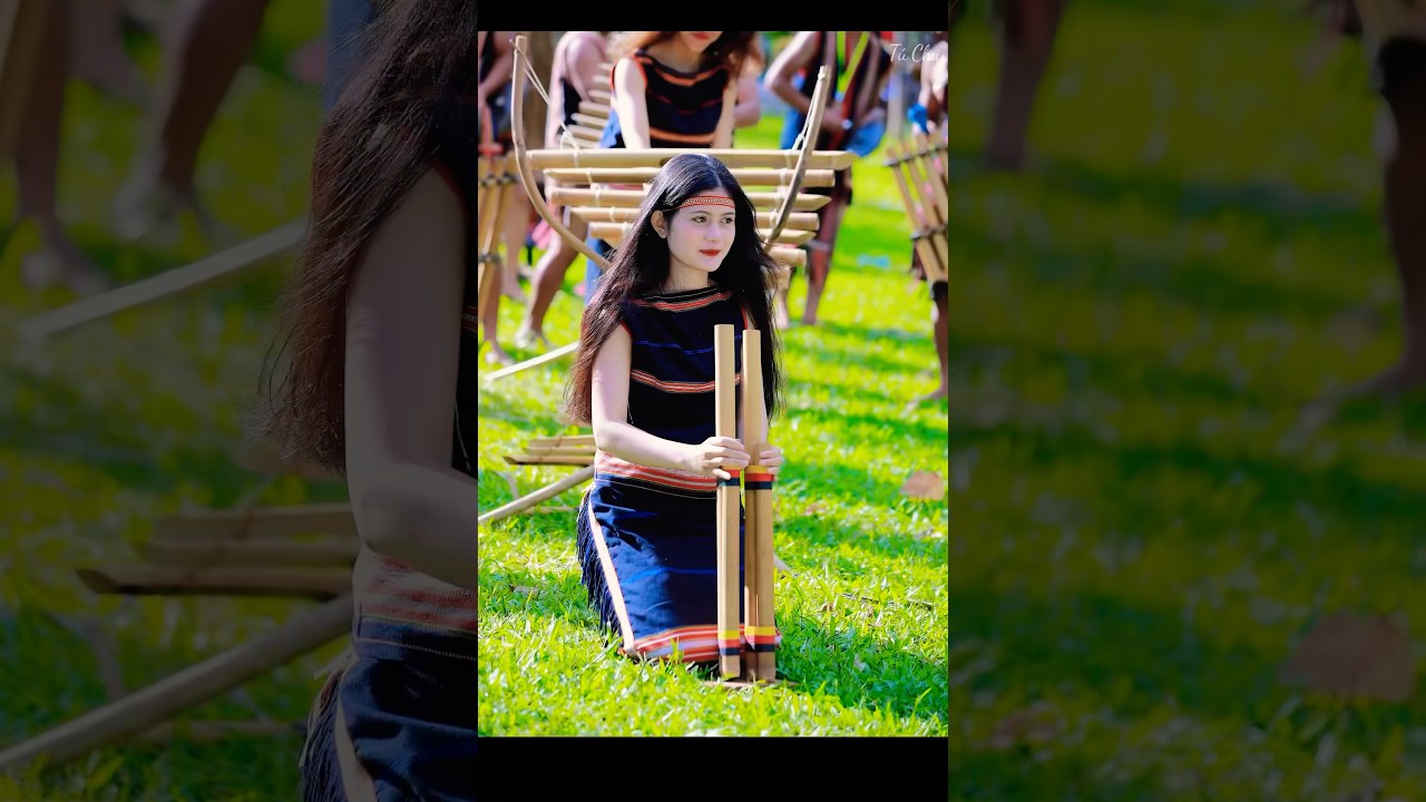 Những c&ocirc; g&aacute;i Jrai xinh đẹp tại festival cồng chi&ecirc;ng Gia Lai 2023 #streetphotography