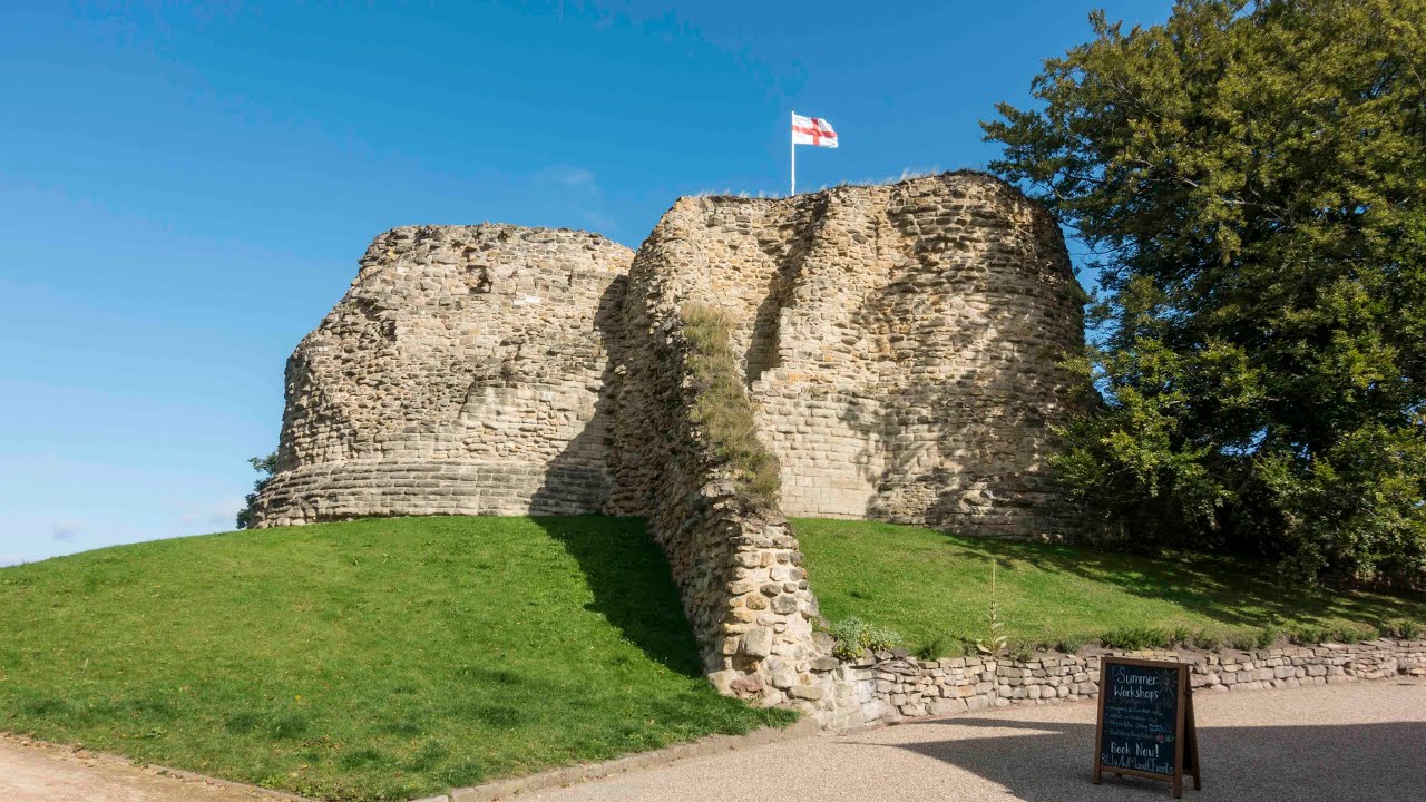 A brief tour of Pontefract Castle, West Yorkshire, UK.