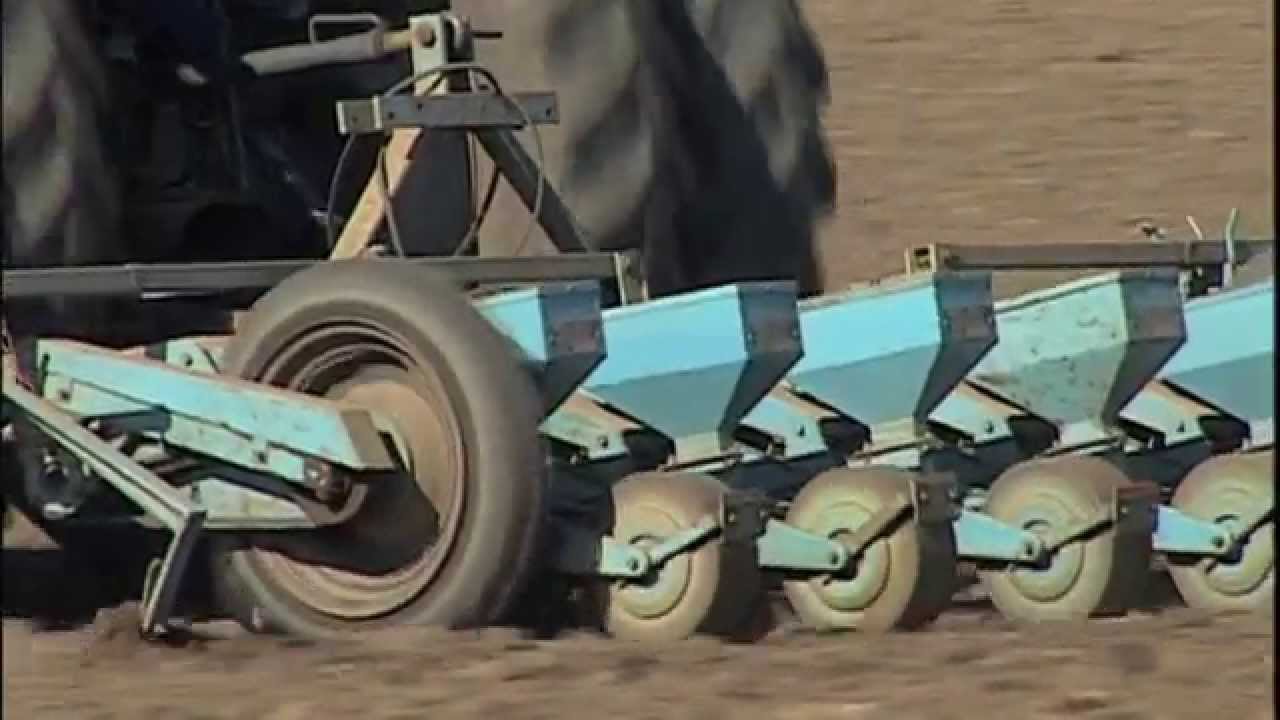 The Classic Guide to Ford Tractors - vol. 3 New Horizons (Trailer for DVD)