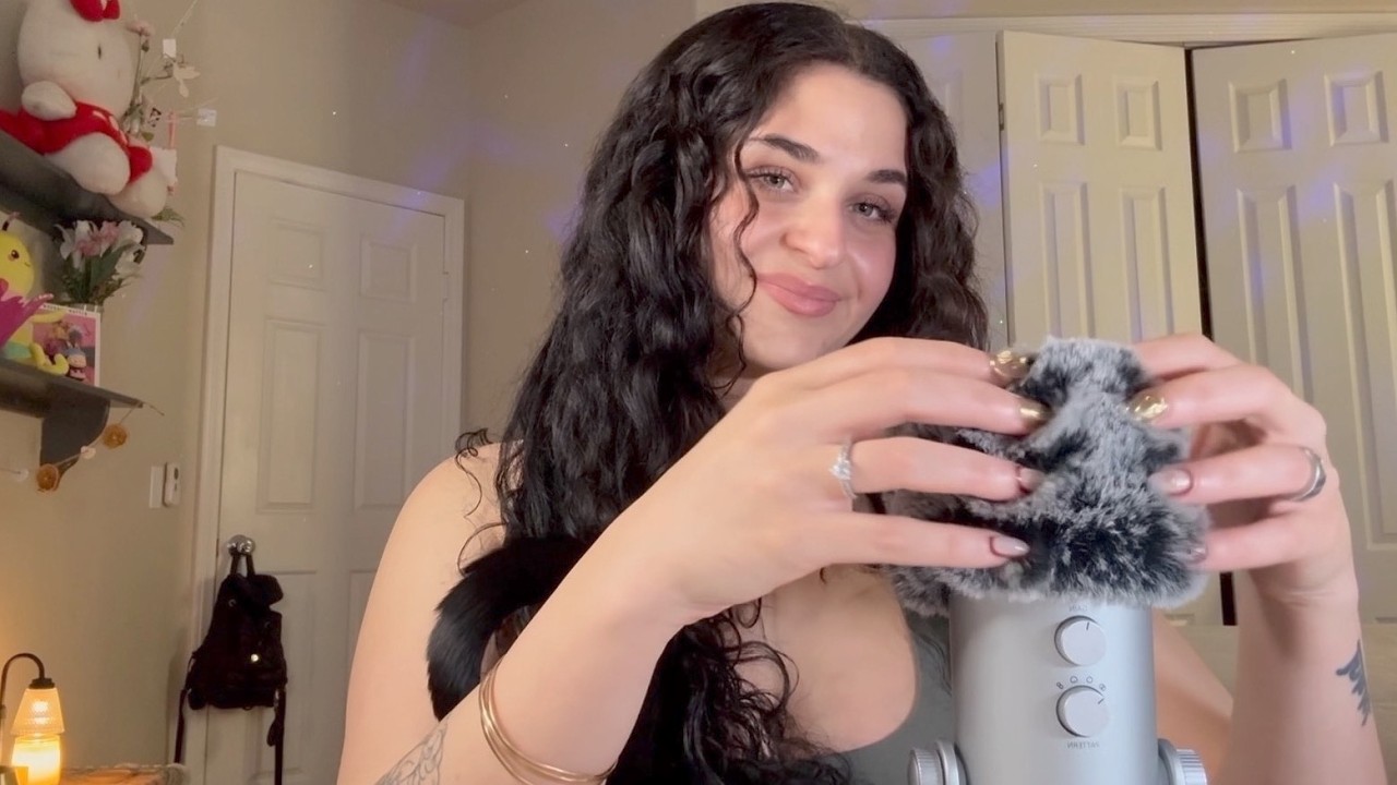 ASMR Mic Brushing Scalp Massage (no talking)