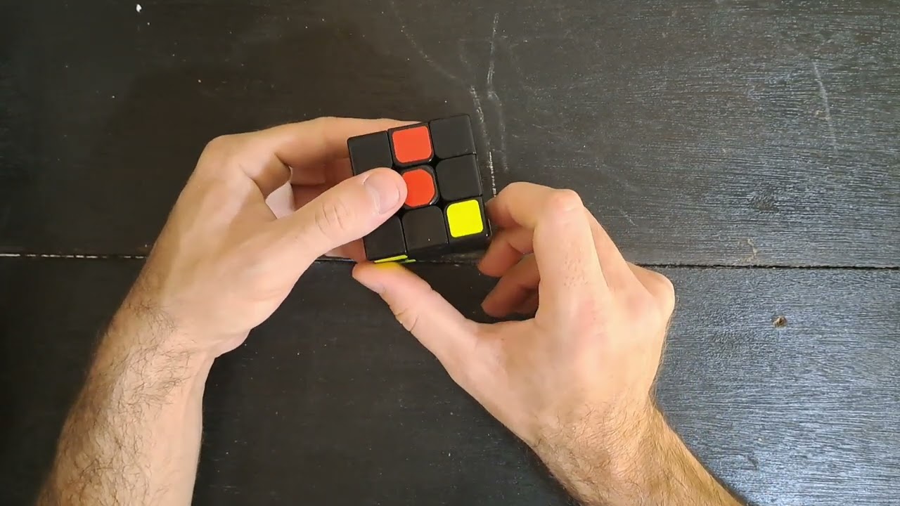 Abe's puzzles #75 Aligned White Cross + Yellow Corners on 3x3x3