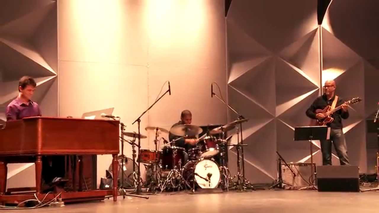 Root Down - Kevin Coelho Live at Dinkelspiel