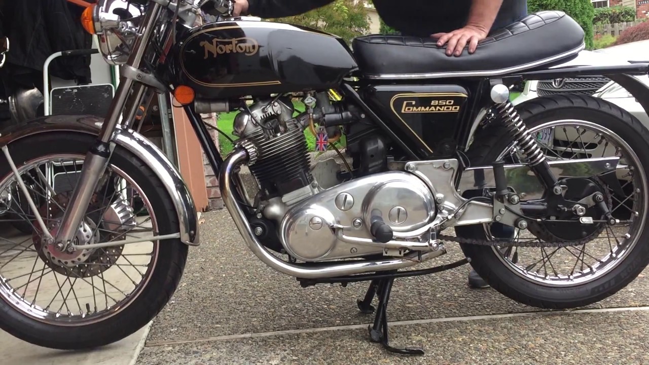 1974 Norton Commando 850 MK2A &ndash; Sans Muffler
