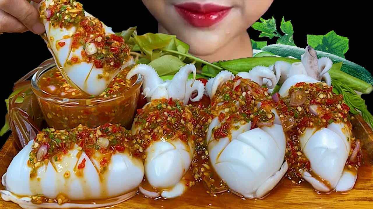 MUKBANG EATING SEAFOOD||CUTTLEFISH  & THAI SEAFOOD SAUCE