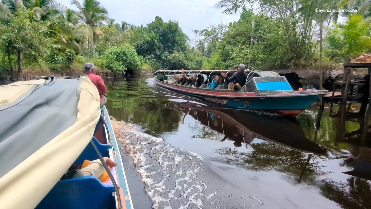 5jam Perjalanan taxi, di pedalaman kalimantan tengah, sampit - pagatan, amang tiar